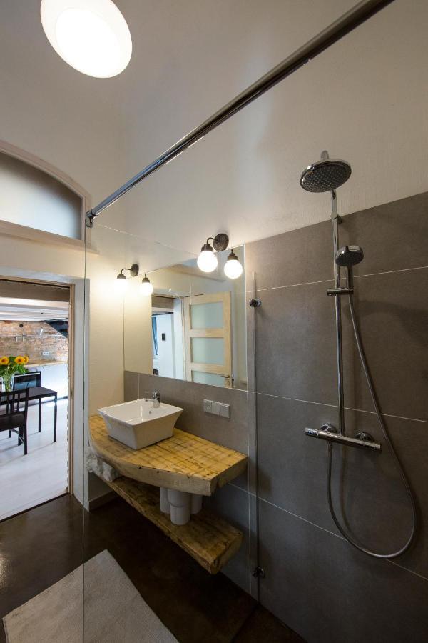 Stylish Studio Apartment In The Heart Of 里加 外观 照片